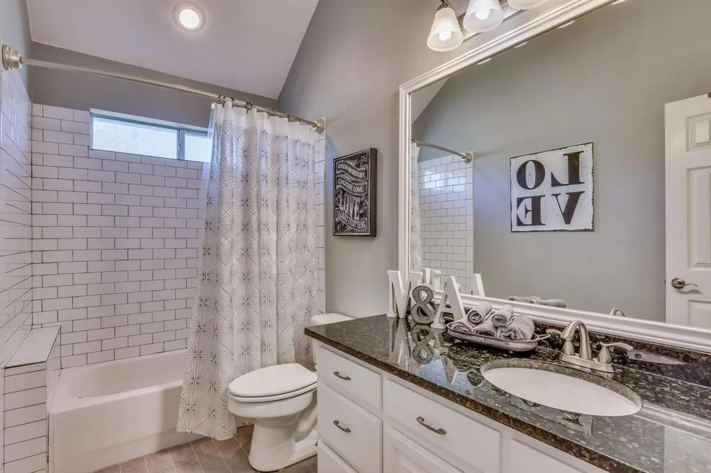2217 Wren Lane