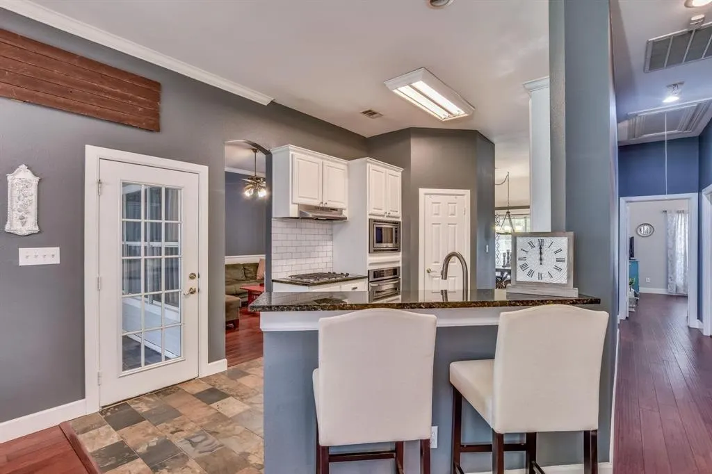 2217 Wren Lane