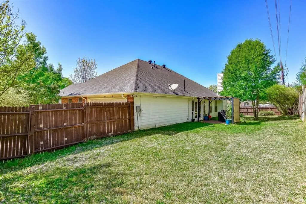 2217 Wren Lane