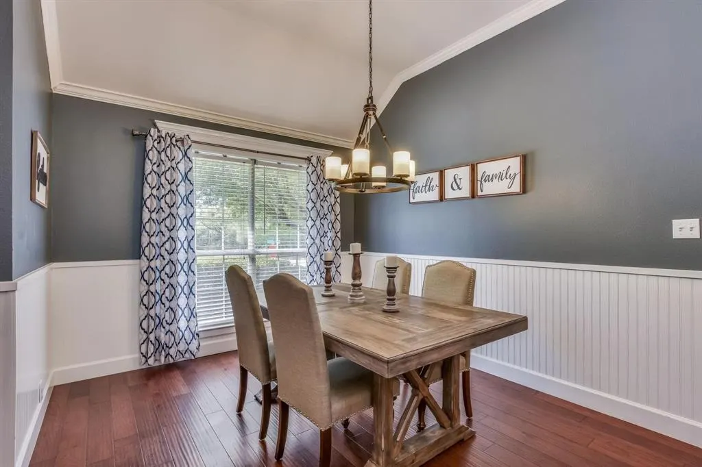 2217 Wren Lane
