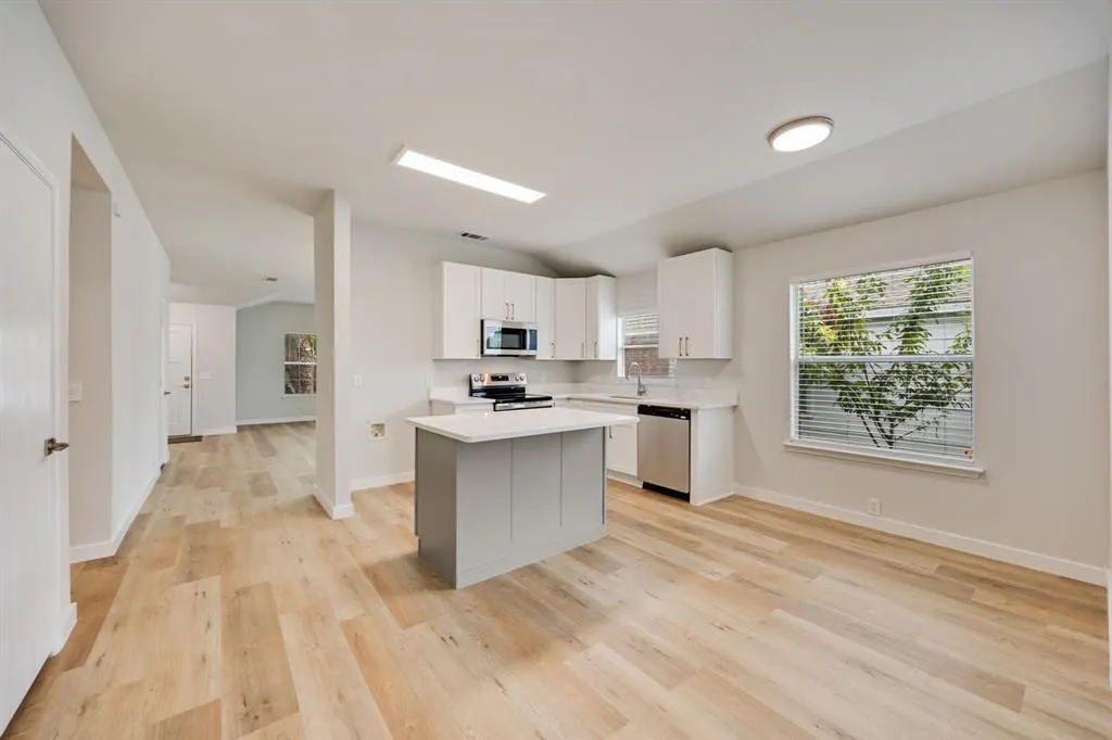 7127 Larkin Drive