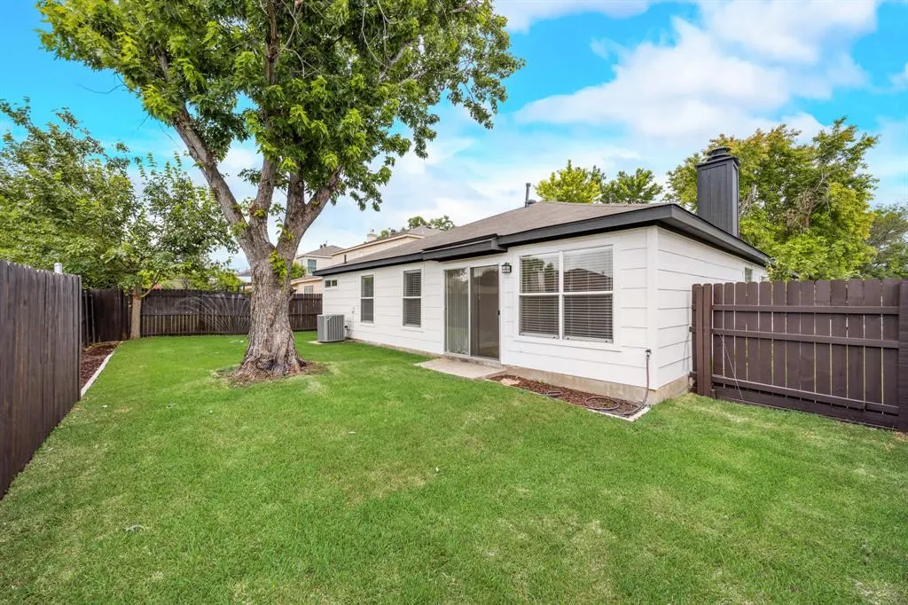 7127 Larkin Drive