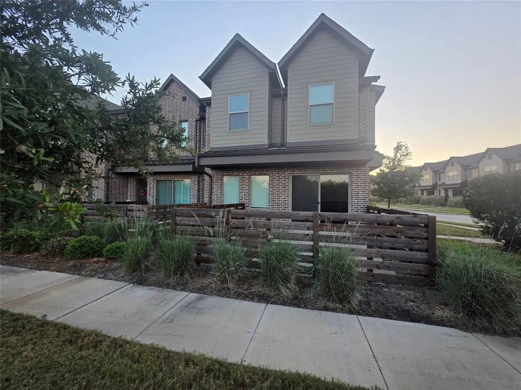 7310 Concha Drive