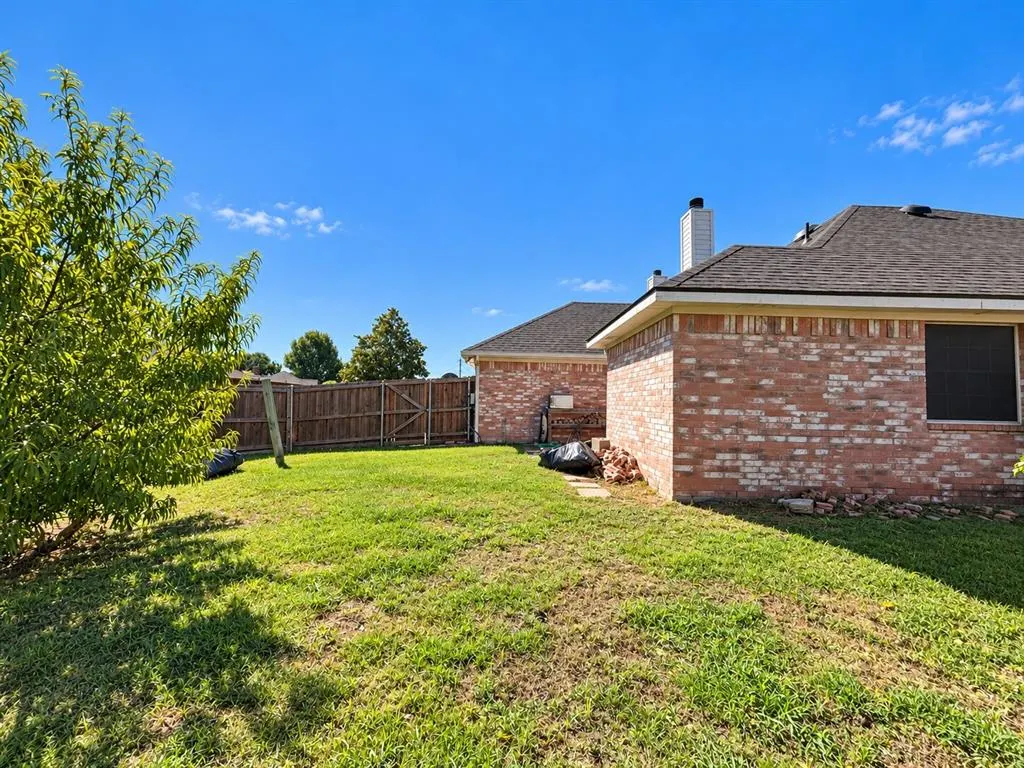 1906 Dartbrook Drive