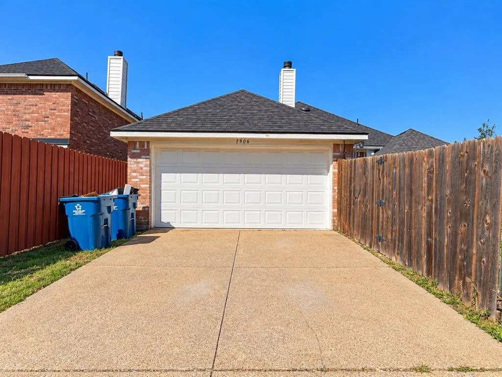 1906 Dartbrook Drive