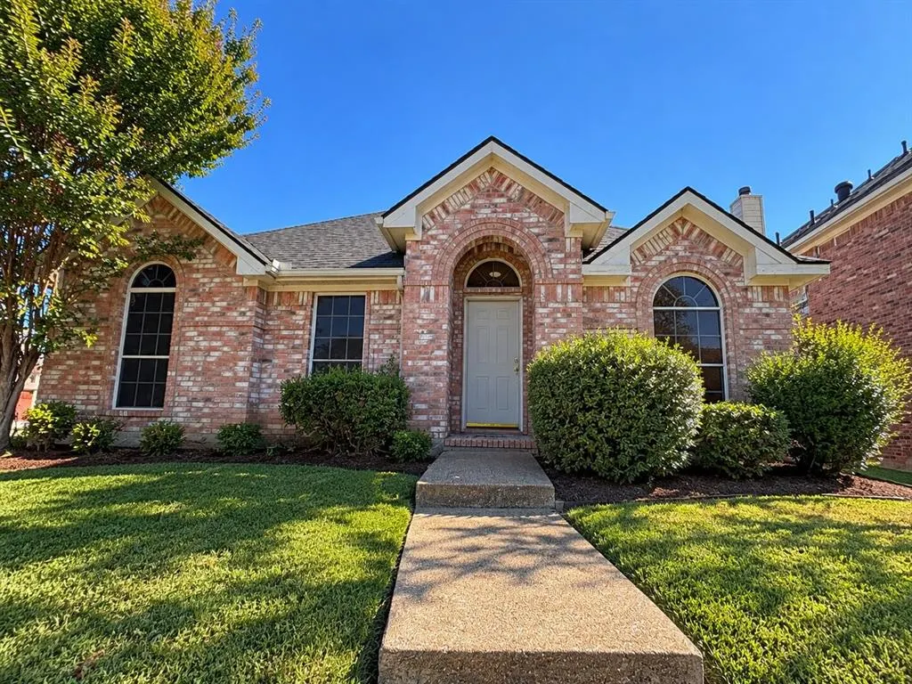 1906 Dartbrook Drive