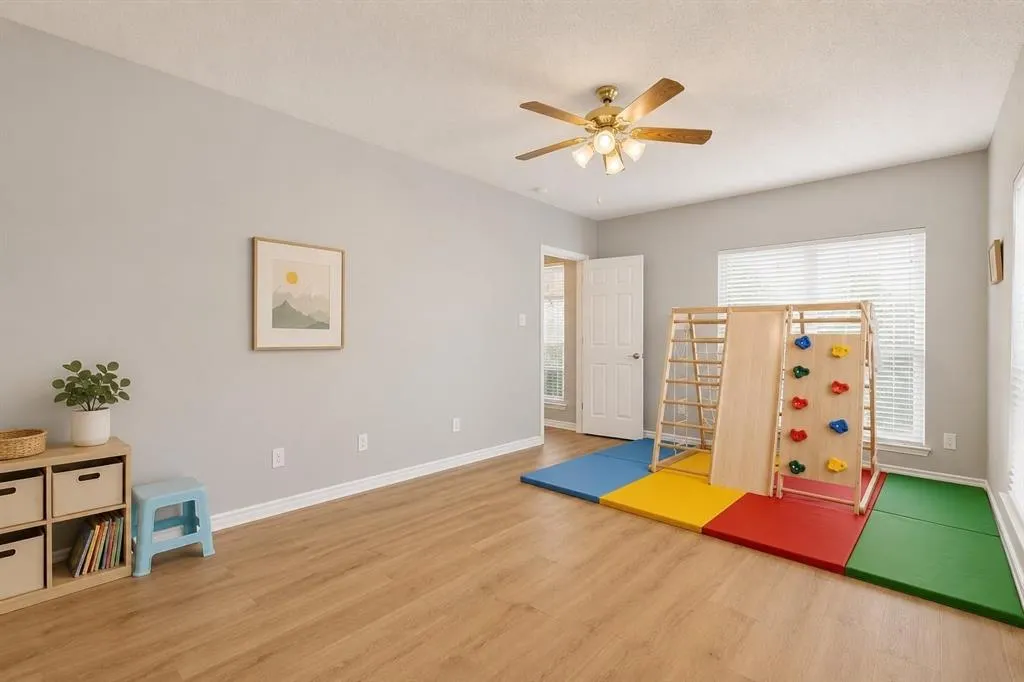 3509 Mistletoe Lane