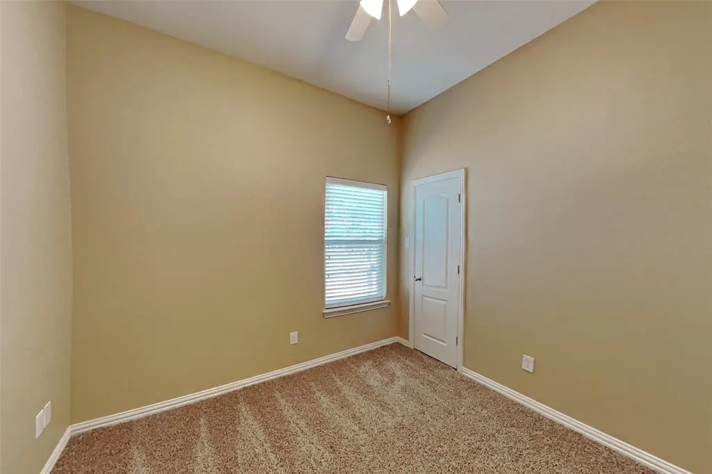 3451 Oakleigh Lane