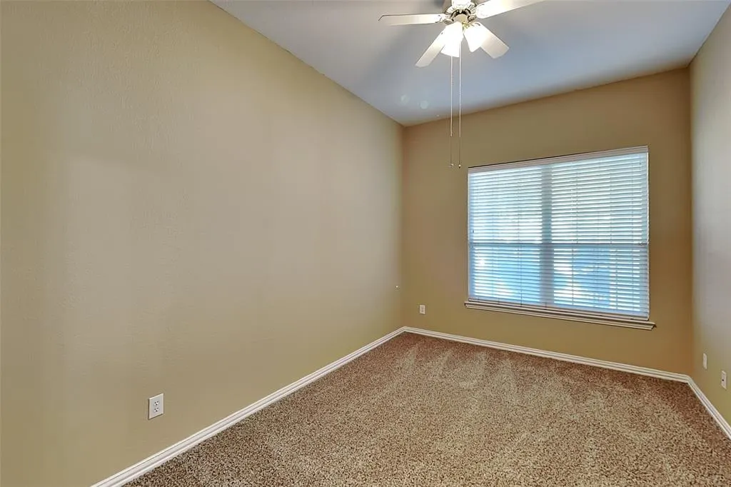 3451 Oakleigh Lane