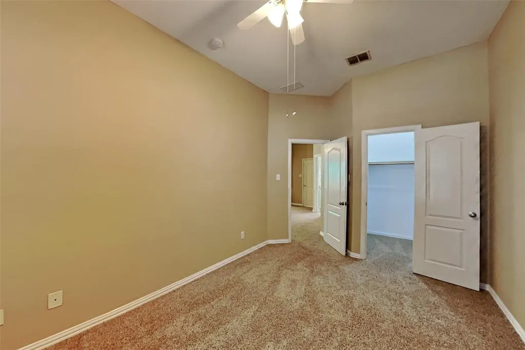 3451 Oakleigh Lane