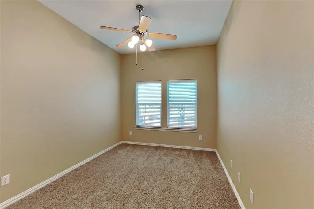 3451 Oakleigh Lane