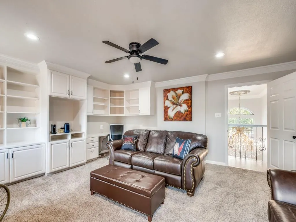3001 Forestwood Drive