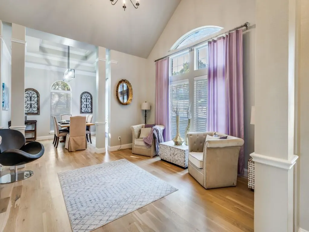 3001 Forestwood Drive