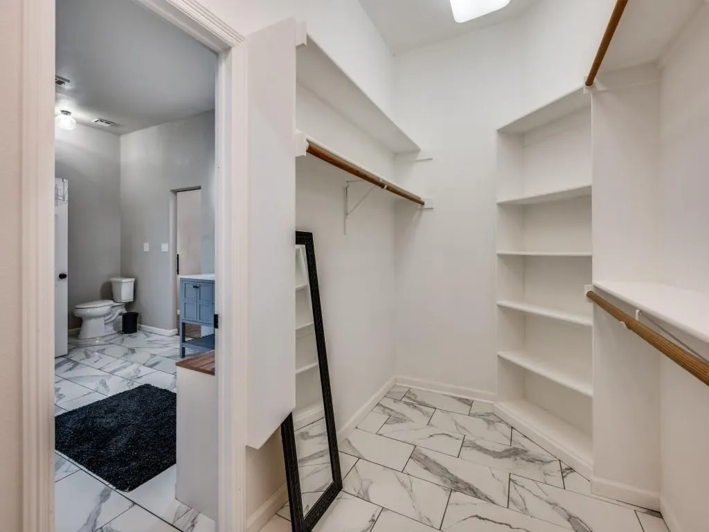 3001 Forestwood Drive