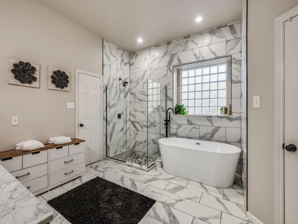 3001 Forestwood Drive