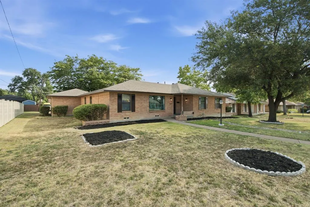 2214 Trinidad Drive