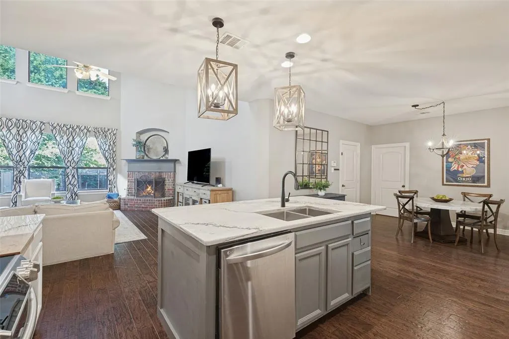 6412 Brownstone Drive