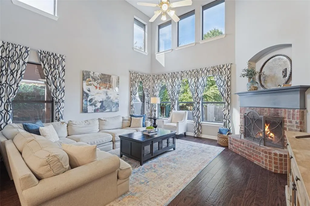 6412 Brownstone Drive