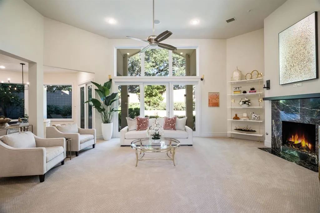 19 Winding Lake Drive