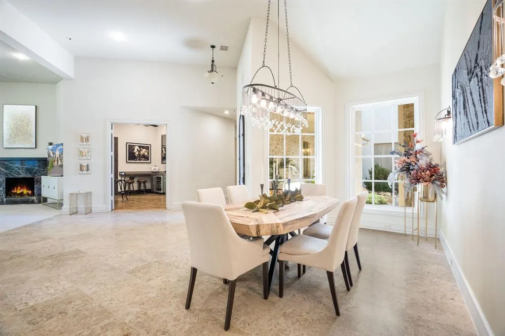 19 Winding Lake Drive