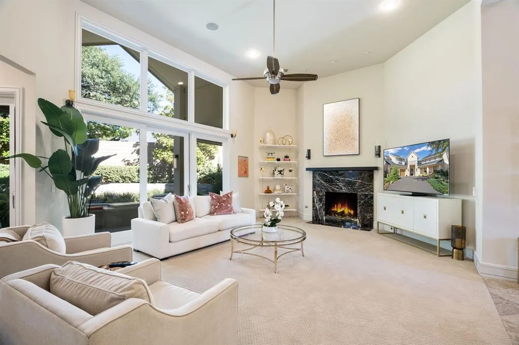 19 Winding Lake Drive