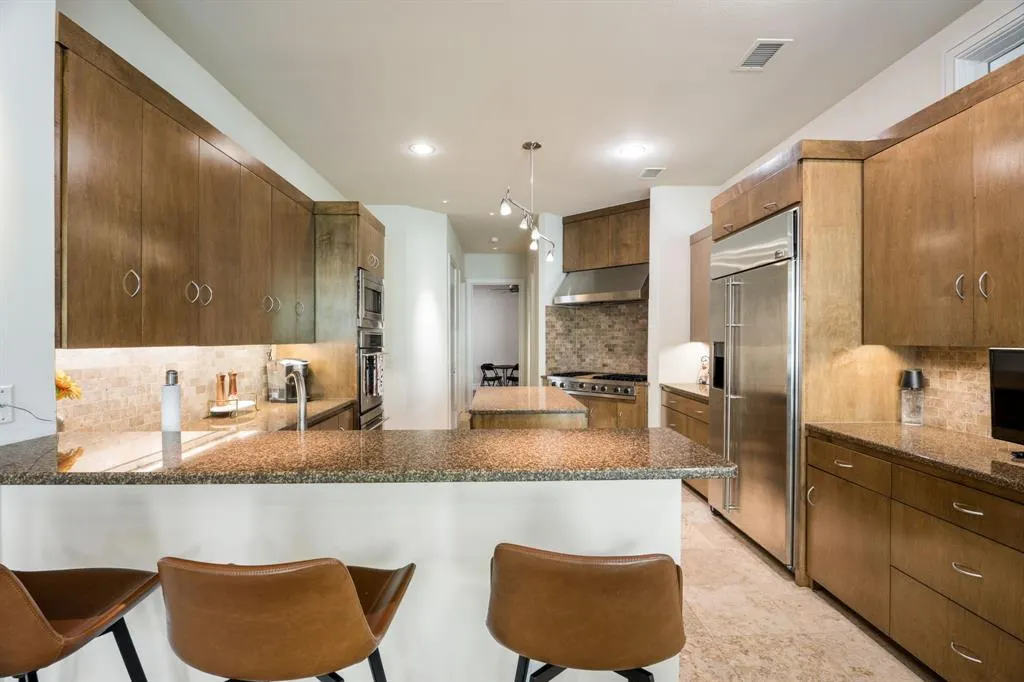 19 Winding Lake Drive