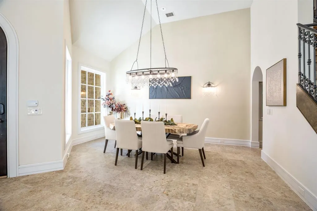 19 Winding Lake Drive