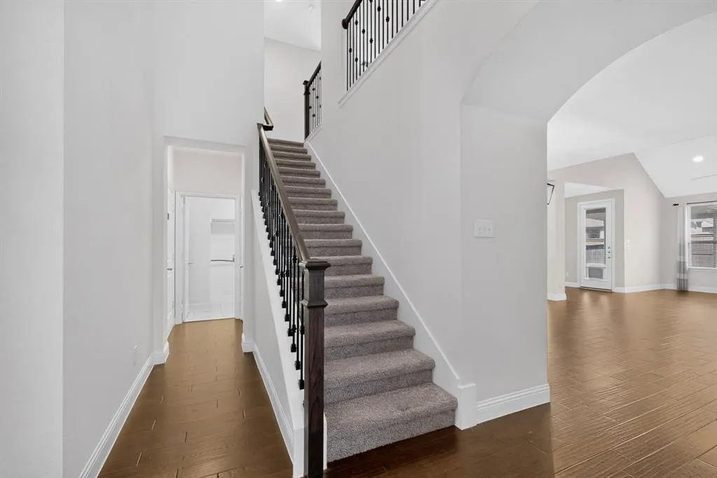 15713 Canyon Ridge