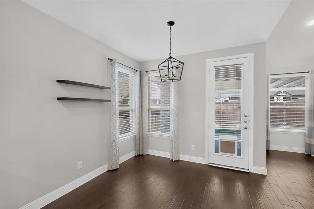 15713 Canyon Ridge