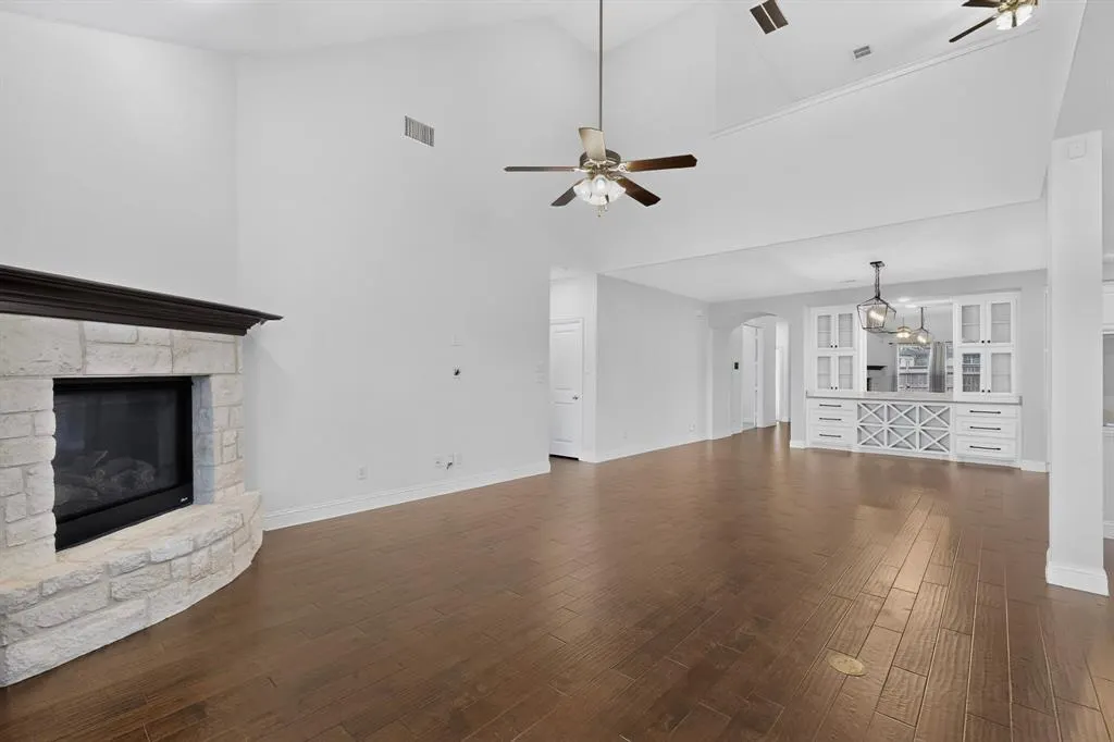 15713 Canyon Ridge