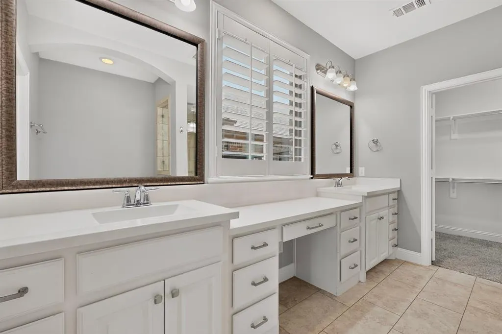 15713 Canyon Ridge