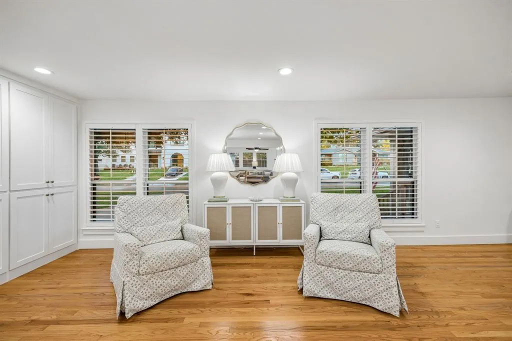 9924 Parkford Drive