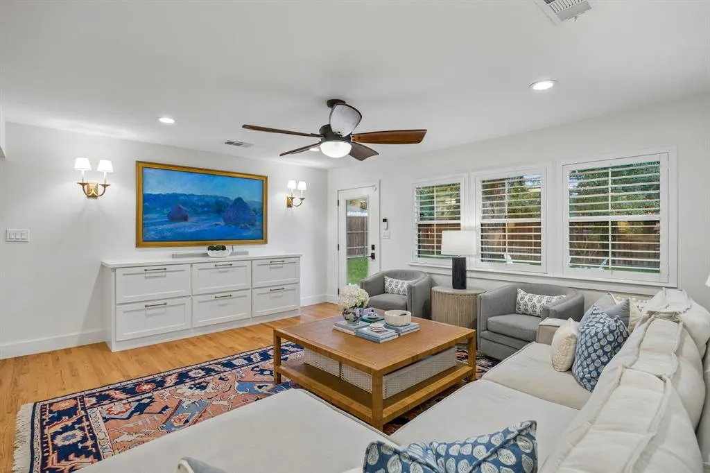 9924 Parkford Drive