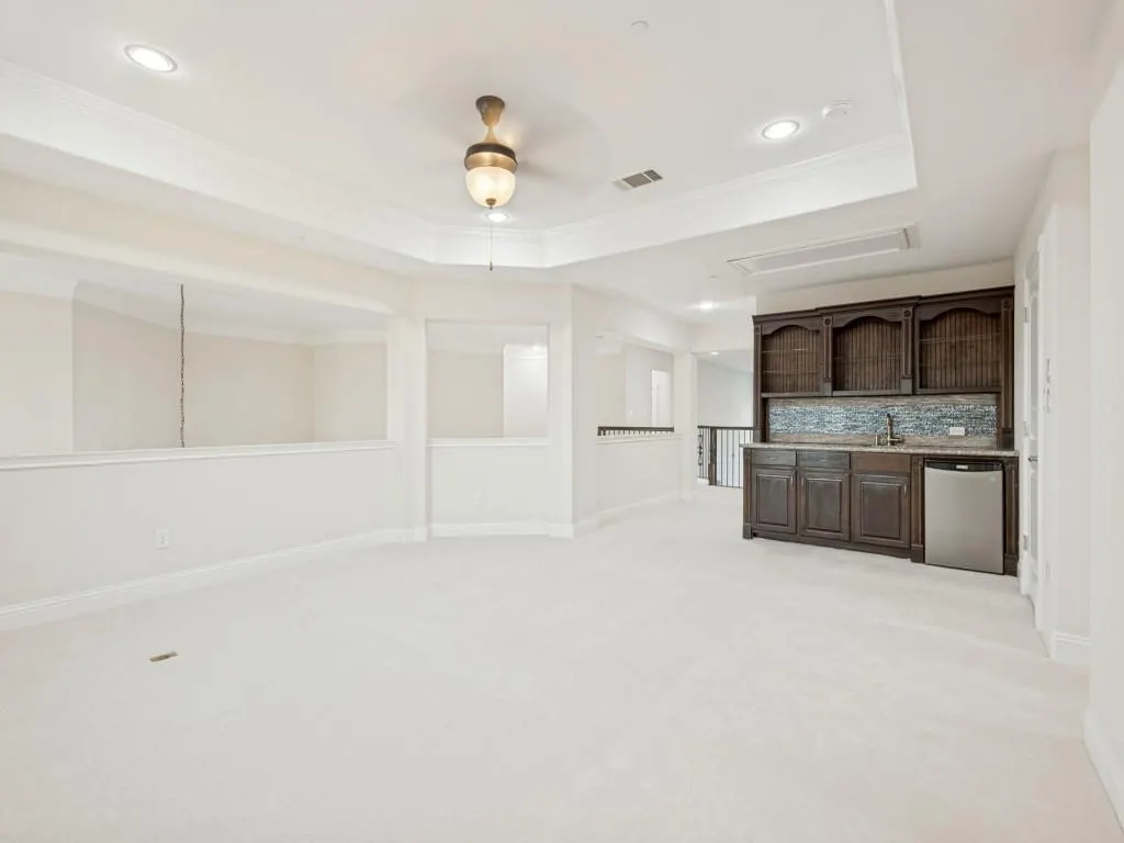 1070 Great Meadow Drive
