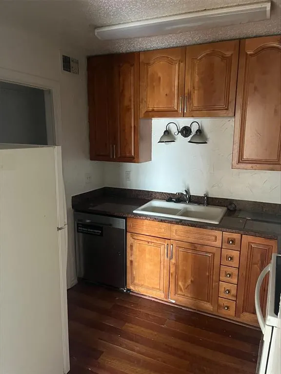 18333 Roehampton Drive #626