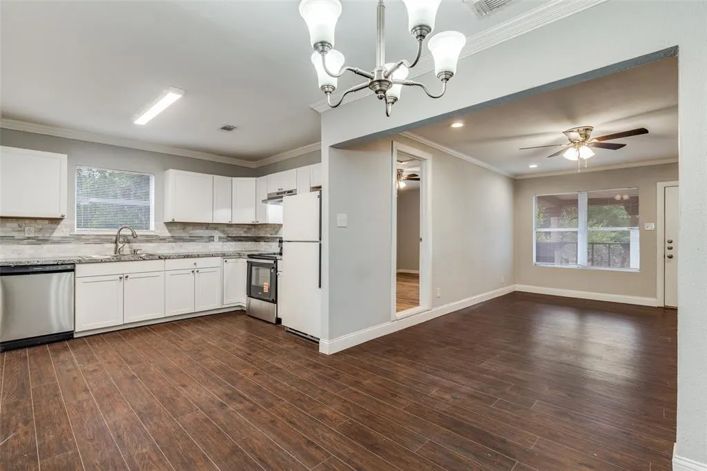 1239 Cedar Haven Avenue
