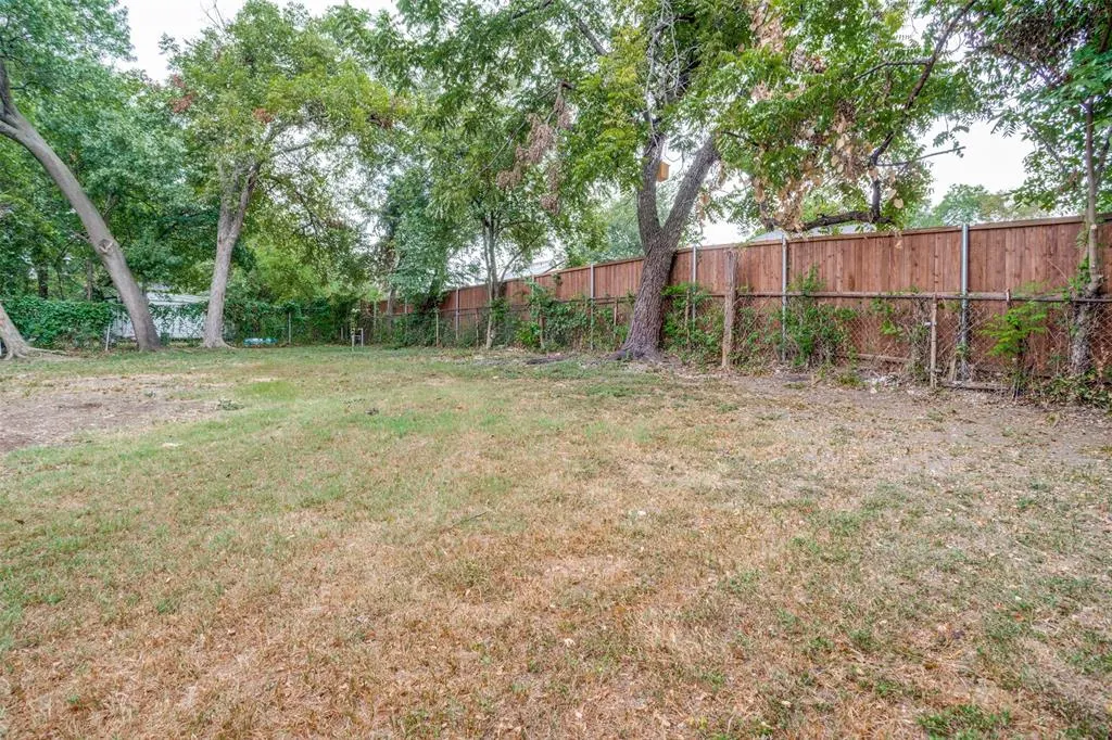 1239 Cedar Haven Avenue