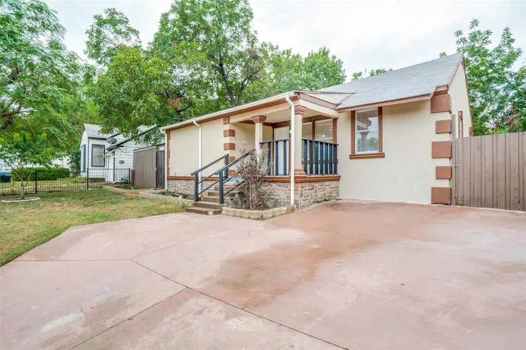 1239 Cedar Haven Avenue