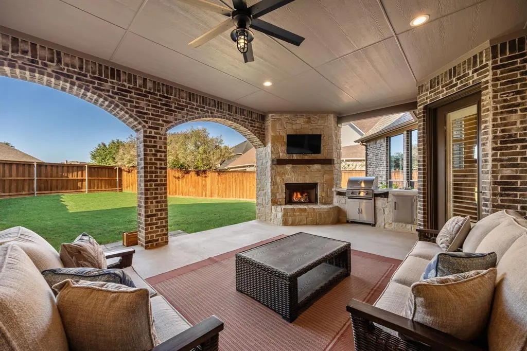 755 Windsong Lane