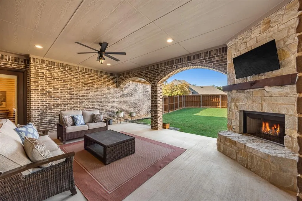 755 Windsong Lane