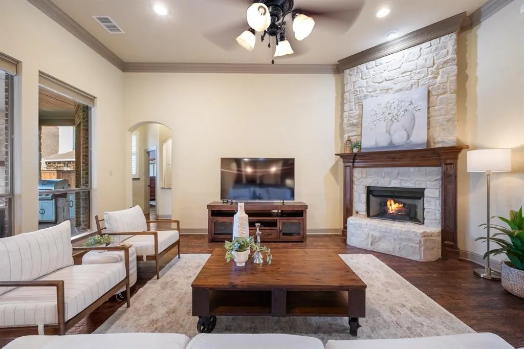 755 Windsong Lane