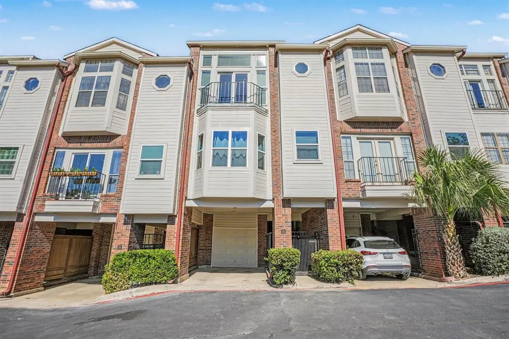3235 Cole Avenue #45