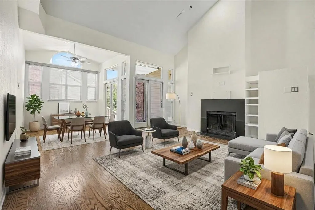3235 Cole Avenue #45