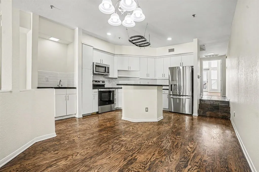 3235 Cole Avenue #45
