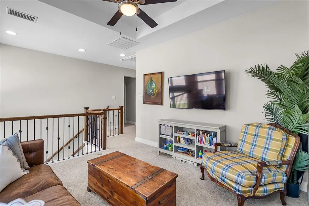 6805 Royal View Drive