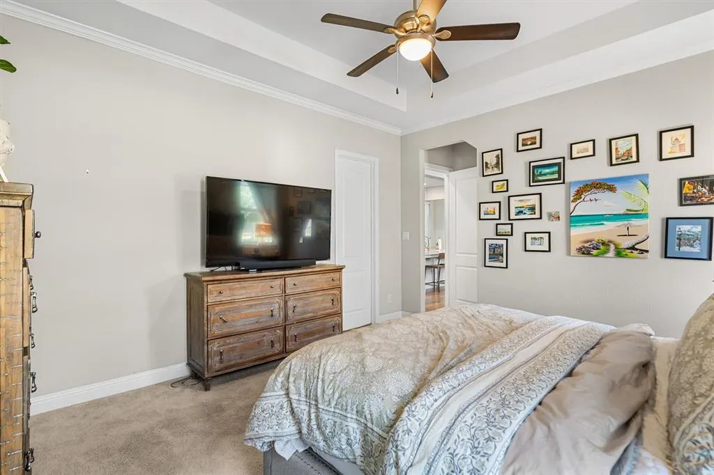6805 Royal View Drive