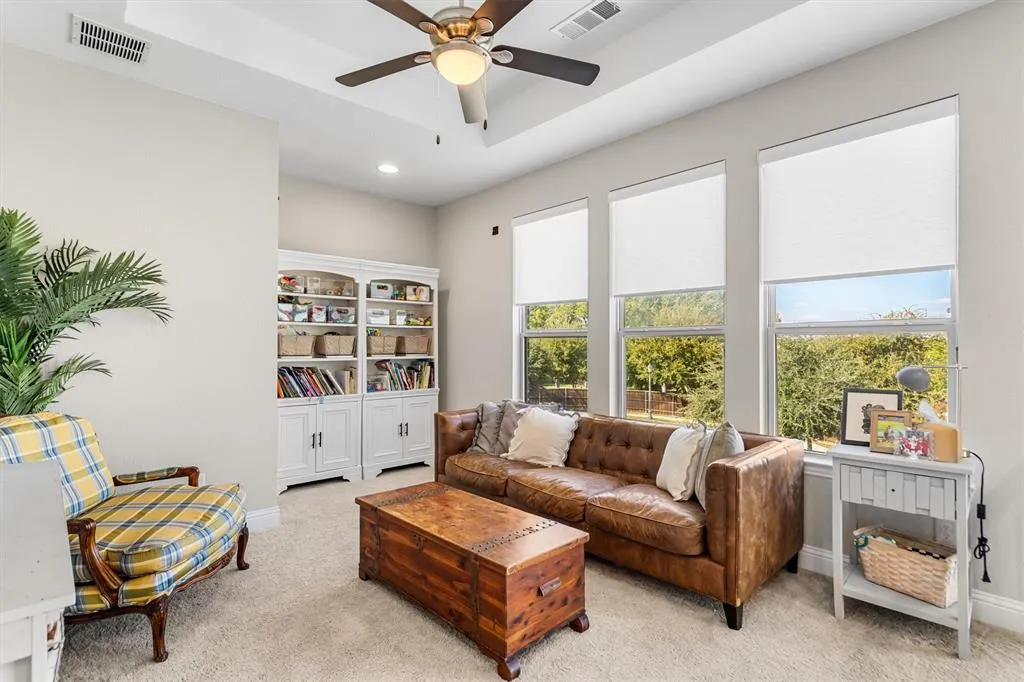6805 Royal View Drive