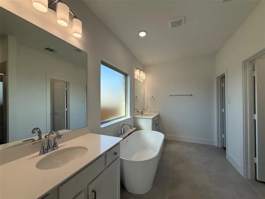 4417 Victory Way
