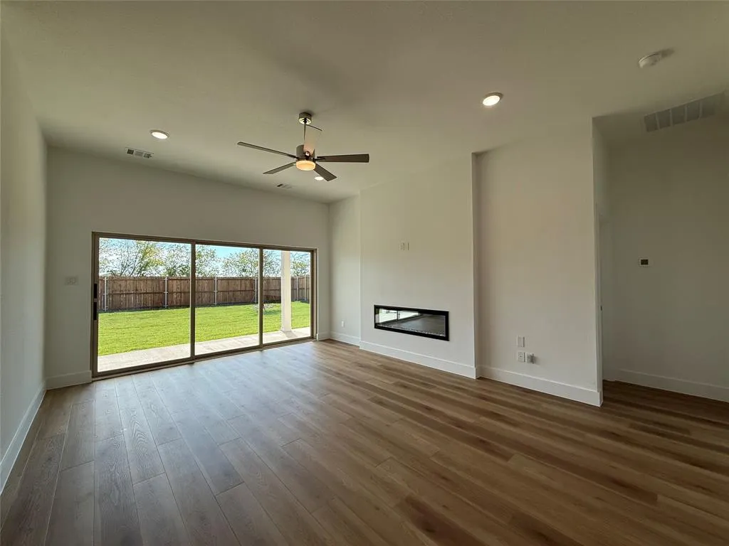 4417 Victory Way