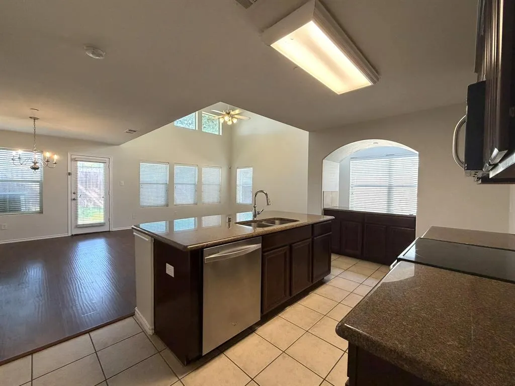 5405 Crimson Oaks Drive